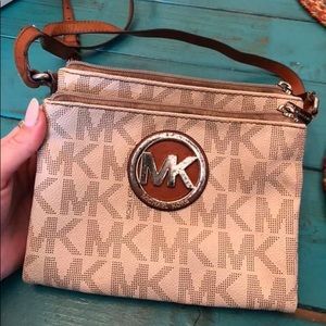 Michael Kors Crossbody